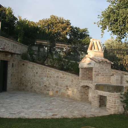 木屋 Antico Casale San Lorenzo Colle di San Lorenzo